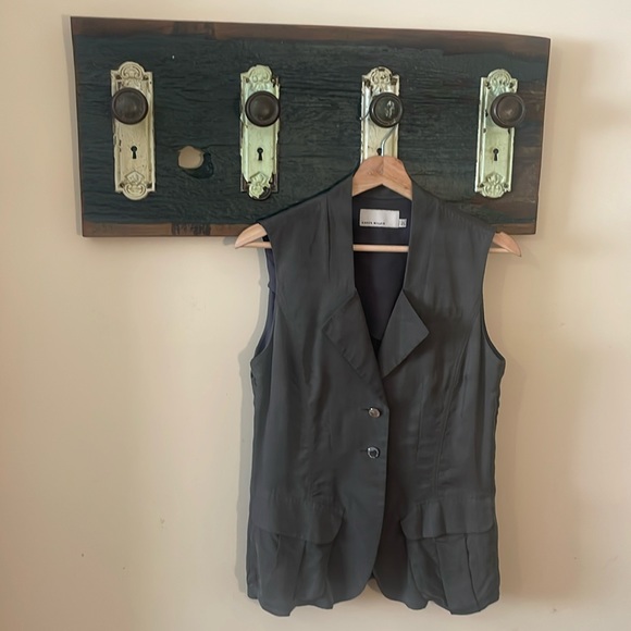 Karen Millen Army Green Faux Silk Vest Size 6 - Picture 2 of 16